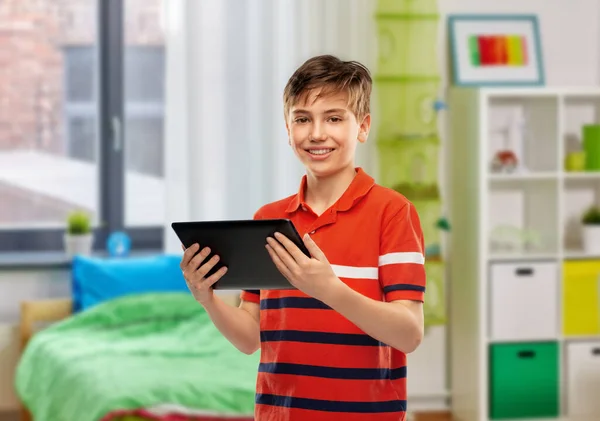 Technology Communication People Concept Happy Smiling Boy Red Polo Shirt — Stockfoto