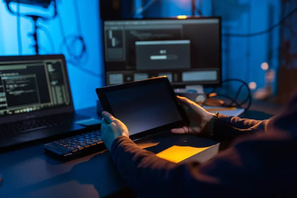 Cybercrime Hacking Technology Concept Close Male Hacker Dark Room Tablet — Stockfoto
