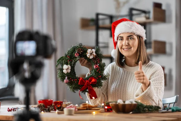 Winter Holidays Diy Video Blogging Concept Happy Smiling Woman Blogger — Foto de Stock