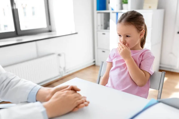 Medicine Healthcare Pediatry Concept Female Doctor Pediatrician Coughing Little Girl — Stock Photo, Image