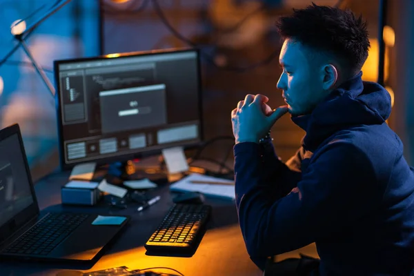 Cybercrime Hacking Technology Concept Male Hacker Dark Room Using Computer — Stockfoto