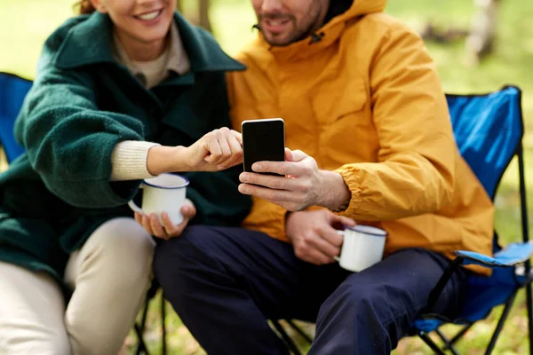 Camping Tourism Travel Concept Close Happy Couple Smartphone Drinking Tea — Stockfoto