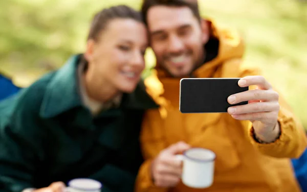 Camping Tourism Travel Concept Close Happy Couple Smartphone Drinking Tea — Stock Photo, Image