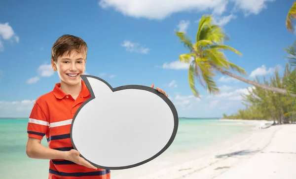 Travel Tourism People Concept Smiling Boy Holding Blank Speech Bubble — Stockfoto