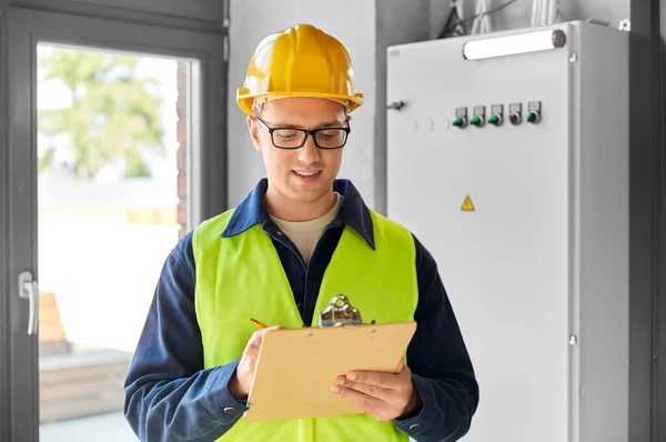 Construction Business Building Concept Happy Smiling Male Electrician Worker Helmet — Stok fotoğraf