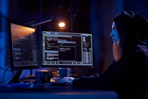 Cybercrime Hacking Technology Concept Female Hacker Dark Room Writing Code — Fotografia de Stock