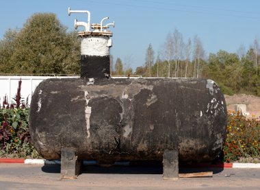 eski paslı tank