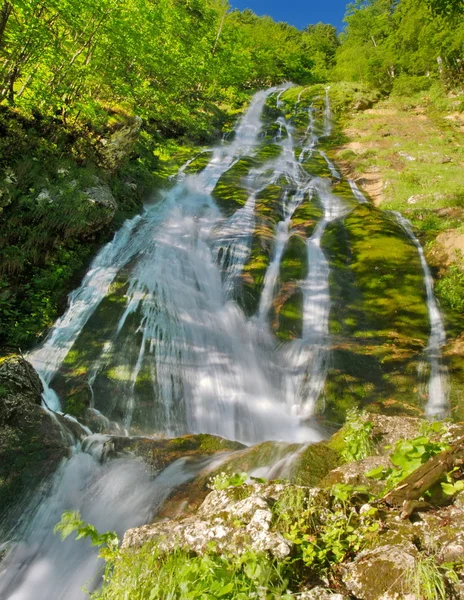 Chute d'eau Suha — Photo