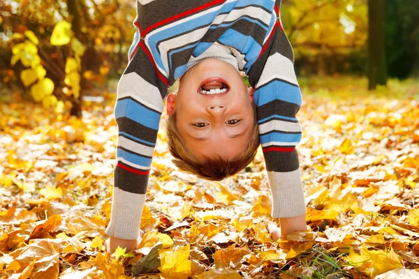 Menino gritando — Fotografia de Stock