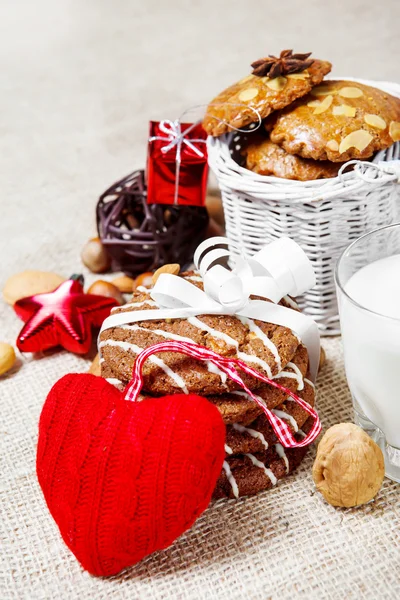 Christmas cookies and decoration — Stock Photo, Image