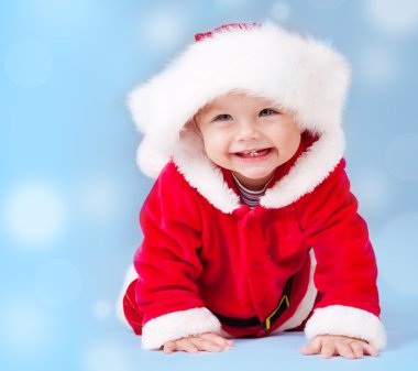 Noel Baba kostüm giyen tatlı bebek