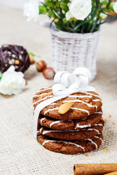 Cookies with festive ribbon — Stock Photo, Image