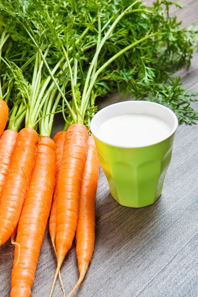 Zanahorias frescas —  Fotos de Stock