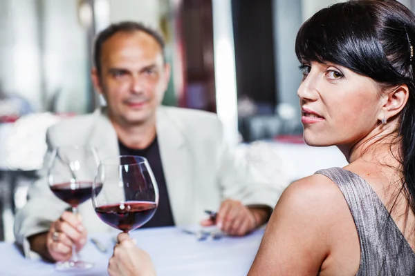 Woman and her husband in a restaurant — Stock Photo, Image