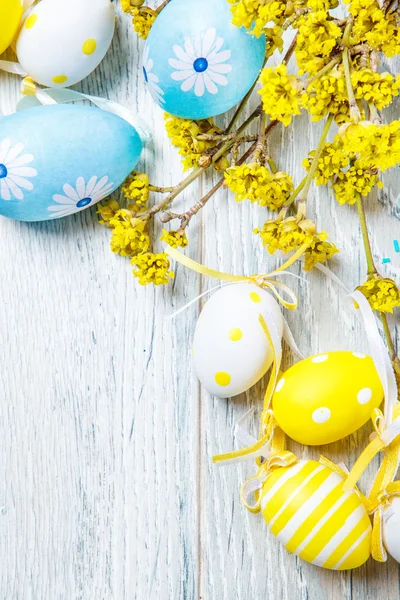 Decorazione uova colorate Pasqua — Foto Stock