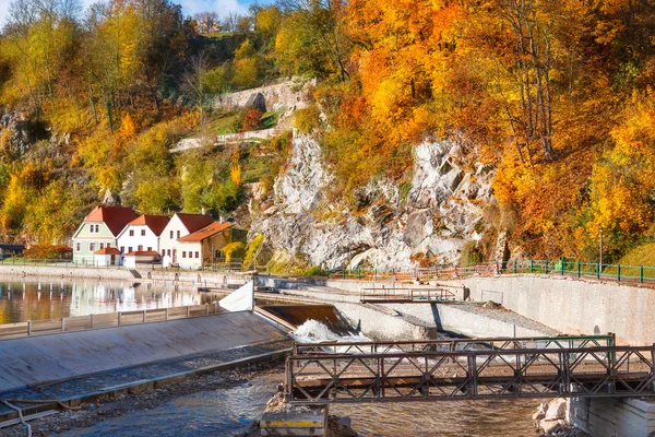 Río Moldava en Cesky Krumlov — Foto de Stock