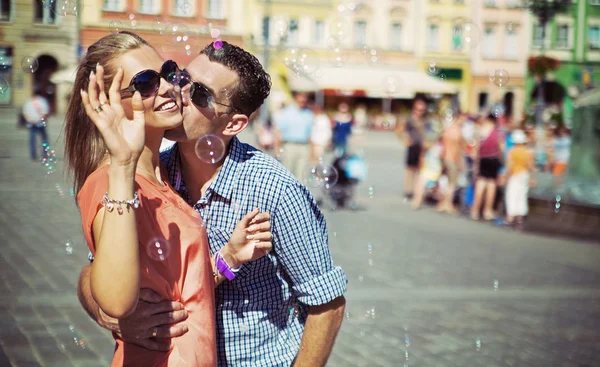 Casal desfrutando de seu tempo livre — Fotografia de Stock