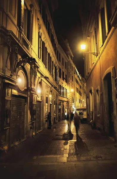 Antigua calle en la ciudad vieja europea — Foto de Stock