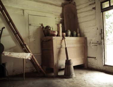 eski rustik araçları sunan resmi