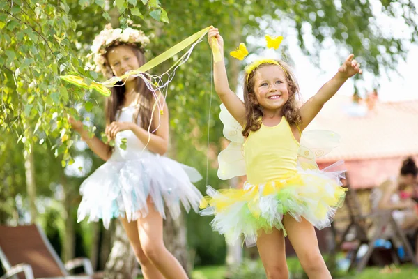 Two cute young sisters as the ballet dancers — Stock Photo, Image