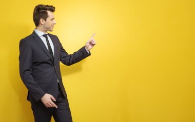 Genç Yöneticisi çok önemli bir şey gösterir