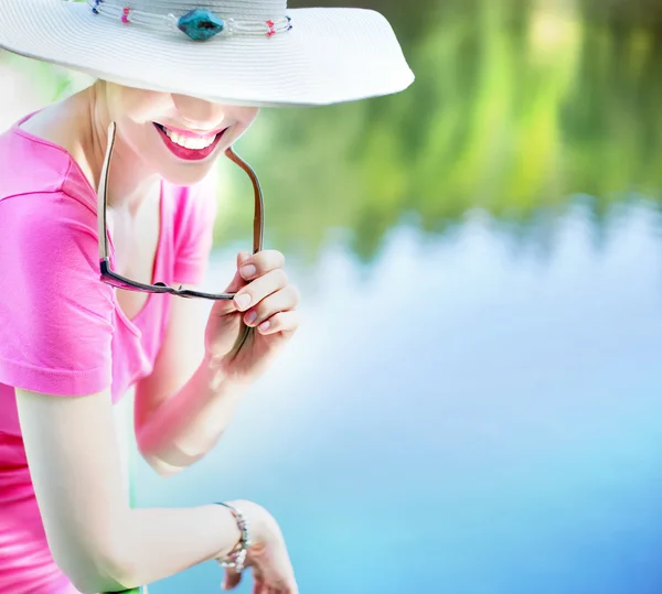 Portrait of the lady with the pearl smile — Stock Photo, Image