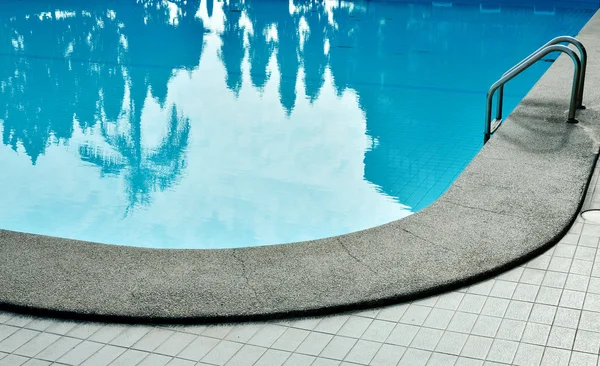 Swimming pool — Stock Photo, Image