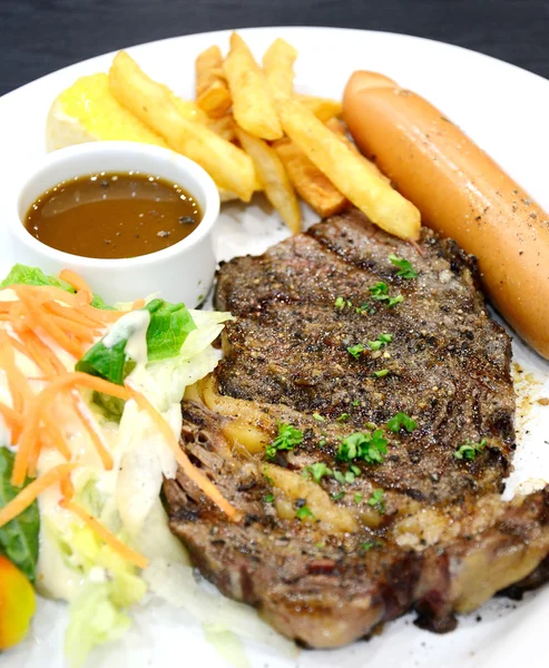 Lamb steak with black pepper — Stock Photo, Image