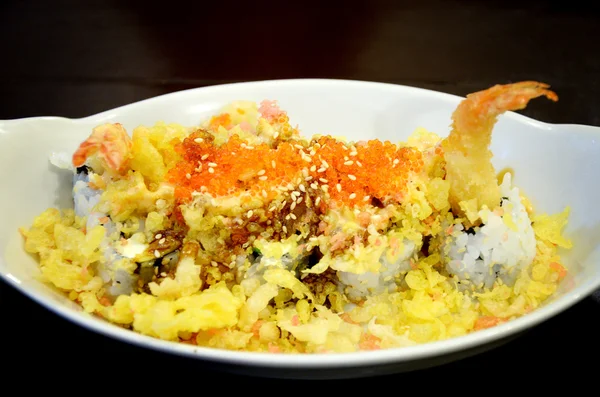 Arroz con Tempura o camarones crujientes —  Fotos de Stock