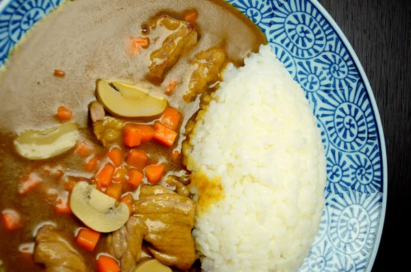 Ris med fläskkött curry i japansk stil — Stockfoto
