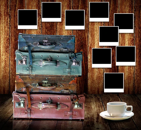 Good memories concept, Vintage travel luggage with hot coffee cup — Stock Photo, Image