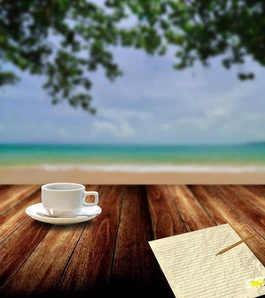 Relaxe com café e escreva carta, conceito de férias — Fotografia de Stock