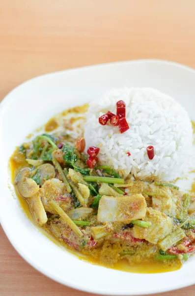 Thai curry med ris — Stockfoto