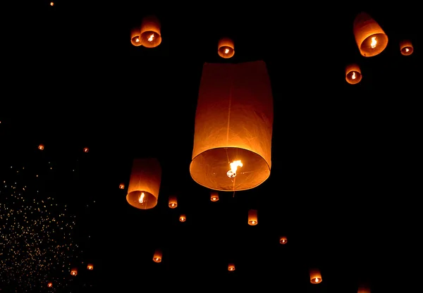 Floating paper lantern in night sky — Stock Photo, Image