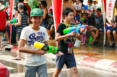 Chiang mai, Tayland - 14 Nisan: insanların zevk suyu birlikte songkran Festivali 14 Nisan 2014 chiang mai, Tayland sıçramasına
