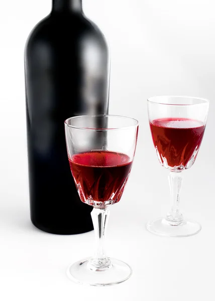 와인 잔과 와인 병 정 절연 — 스톡 사진