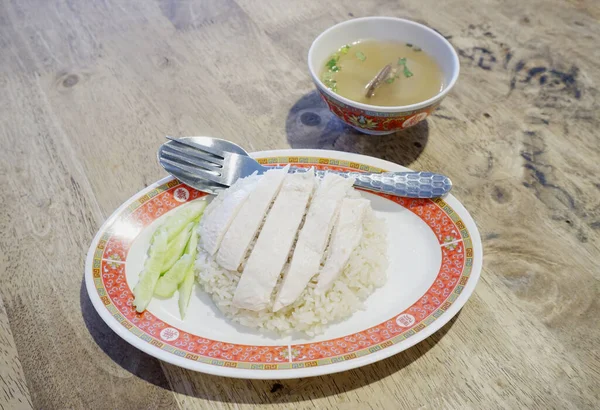 Ayam Dan Nasi Dengan Sup Masakan — Stok Foto