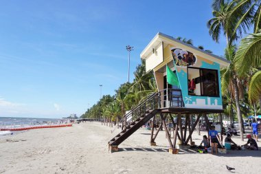 BAGNSAEN, THAILAND - 19 Şubat 2022 tarihinde Bangsaen, Chonburi, Tayland 'da Cankurtaran Kulesi