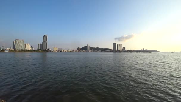 Chonburi Thailand Jan Siracha Cityscape Seascape Foreground January 2022 Siracha — Stock Video