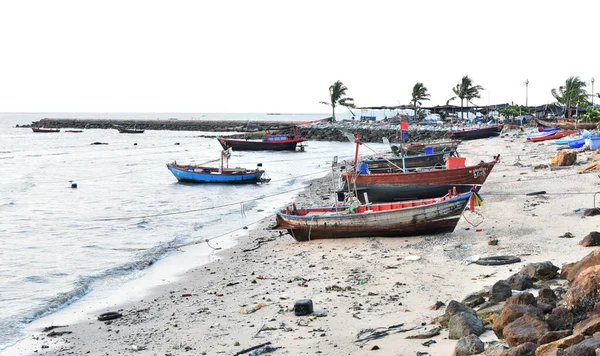 Chonburi Thailand March Fisherman Boat Moored Beach Low Tide Sea — Stock Photo, Image