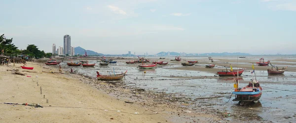 Chonburi Thailand March Fisheman Boat Moor Low Tide Sea March — Stock Photo, Image