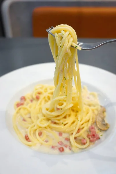 Spaghetti Carbonara Italian Cuisine White Dish — Photo