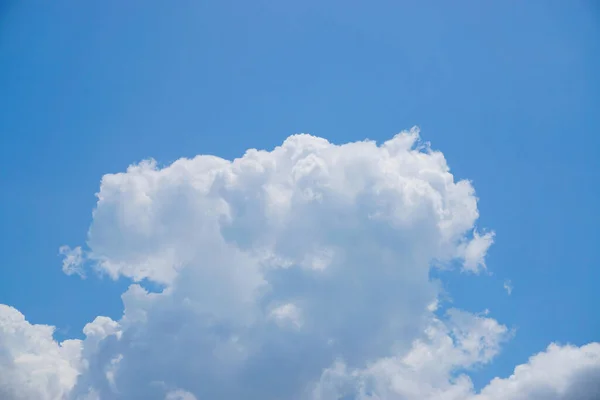 Chmury Błękitne Niebo Natura Tło — Zdjęcie stockowe