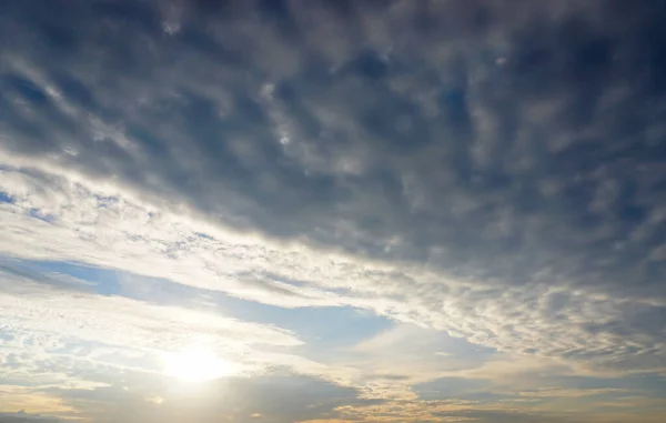 Sol Nubes Cielo Fondo Naturaleza —  Fotos de Stock