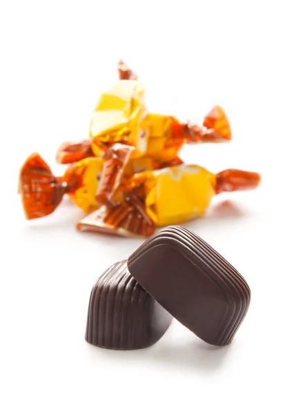 Шоколадні цукерки з солодким кремом — стокове фото