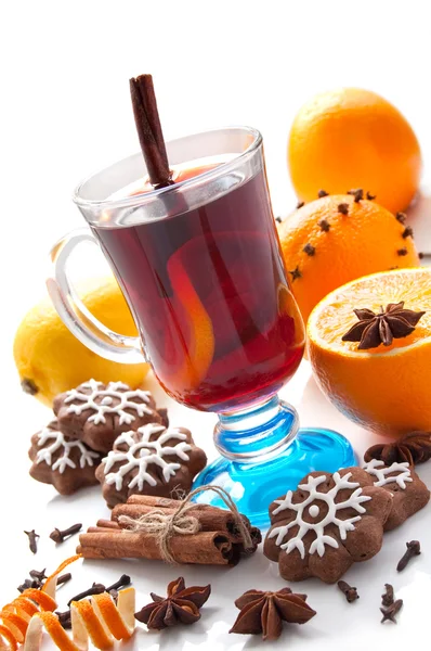 Mulled wine with slice of orange — Stock Photo, Image