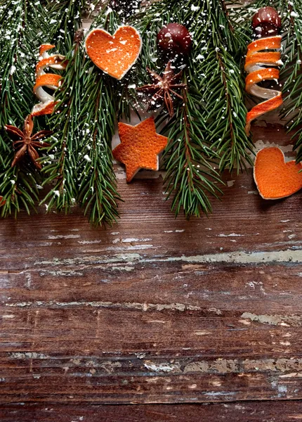 Diseño de la frontera de Navidad en el fondo de madera —  Fotos de Stock