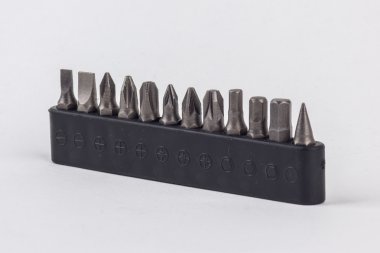 Çelik tornavida uçları farklı türlerde değiştirilebilir