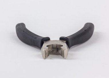 beyaz izole kombinasyonu pense