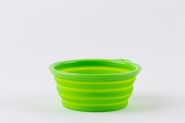 boş evcil hayvan kase üzerinde beyaz izole